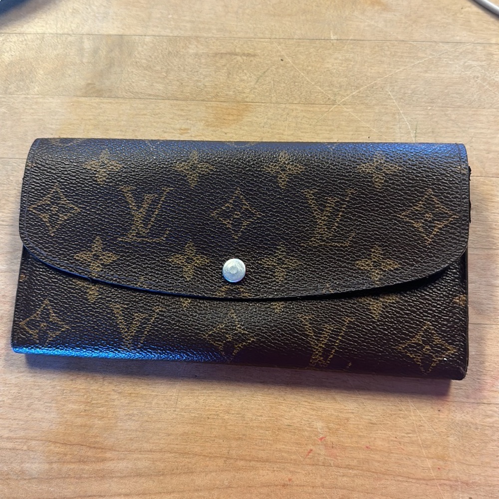 COPY - Louis Vuitton Wallet - Picture 2 of 5